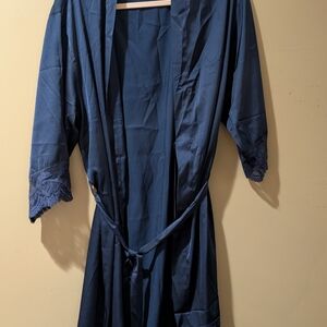 Women's Lace-Trim Satin Robe - Navy